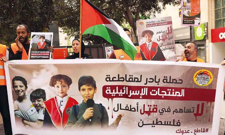 “ستاربكس” بالشرق الأوسط تعتزم تسريح أكثر من 2000 موظف بسبب المقاطعة