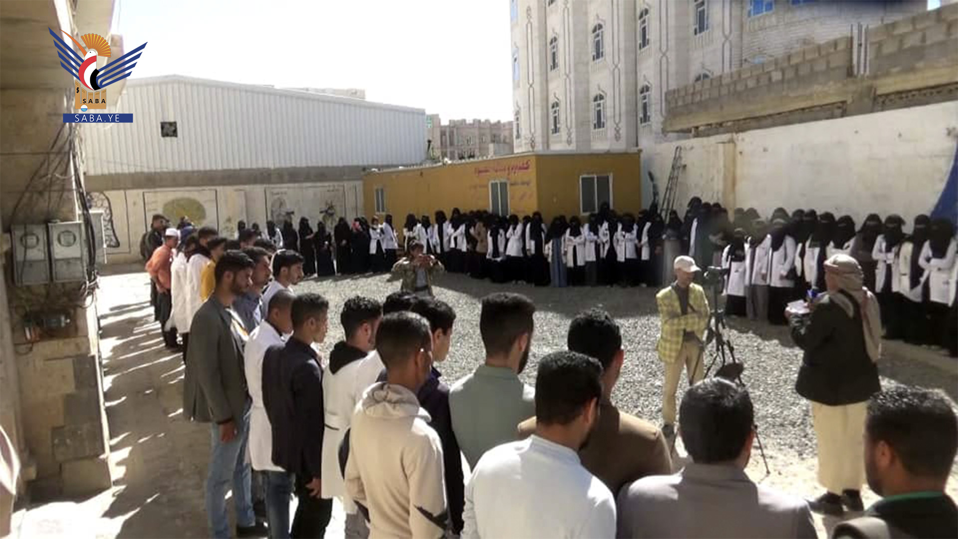 وقفتان لمكتب الزراعة وكلية فلسطين بمحافظة صنعاء تضامنا مع الشعب الفلسطيني