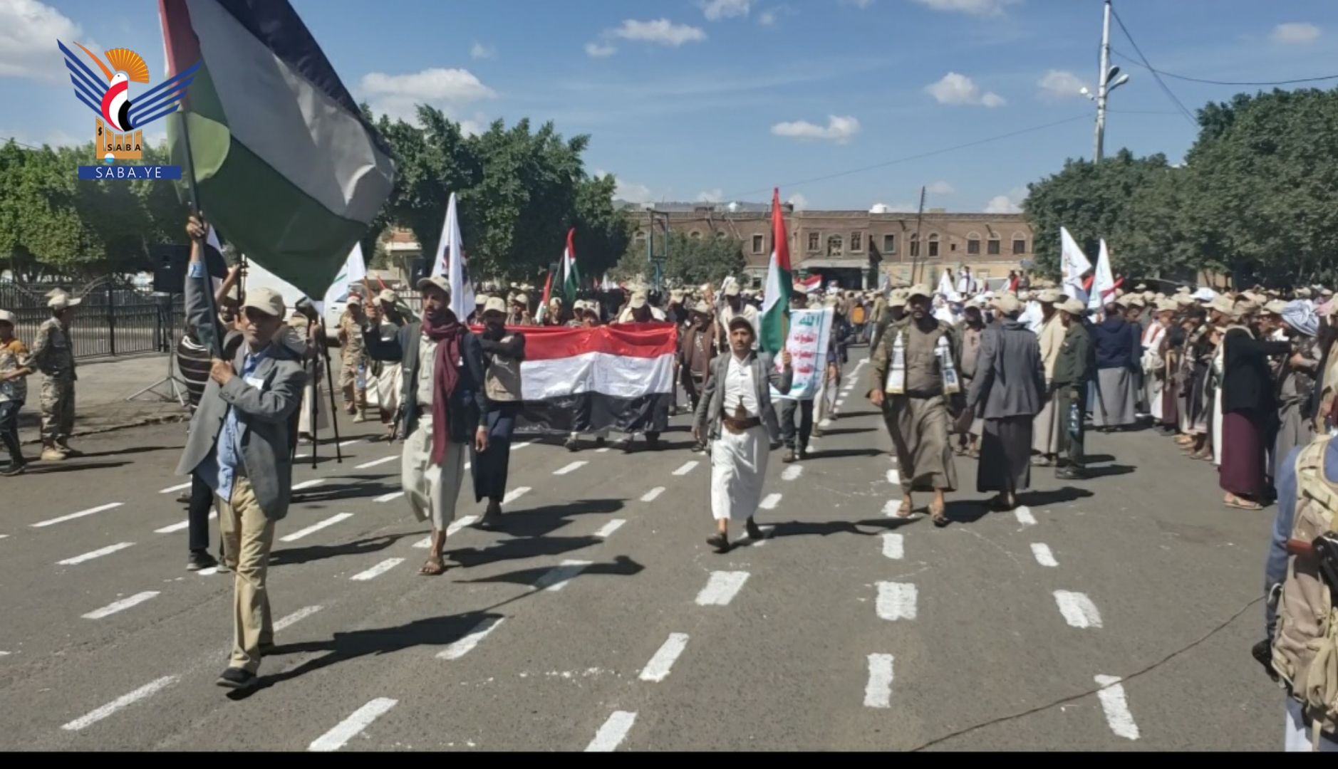 الأمانة.. عرض شعبي لخريجي الدفعة الثانية من دورات “طوفان الأقصى” في الصافية