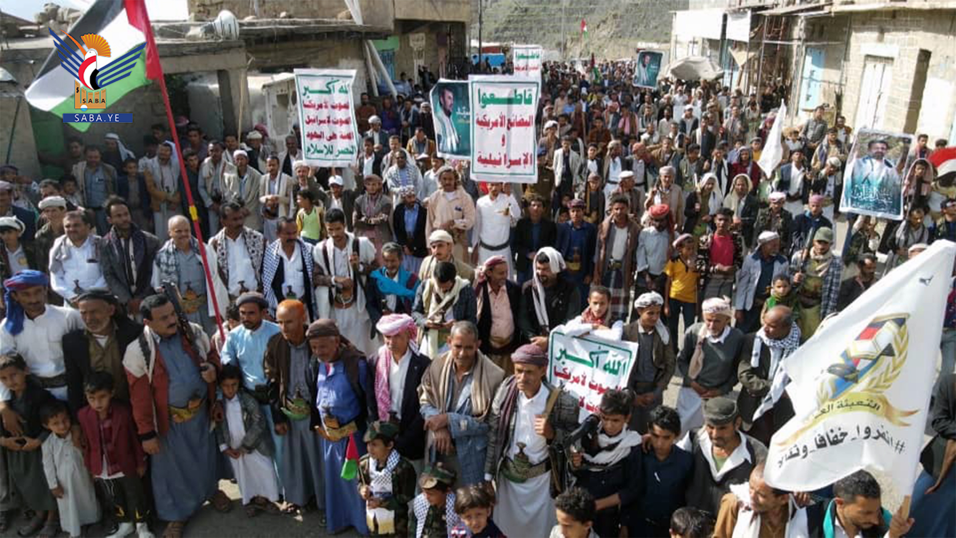 مسيرات جماهيرية حاشدة  في محافظة ريمة  بمدينة الجبين والمديريات دعماً لفلسطين