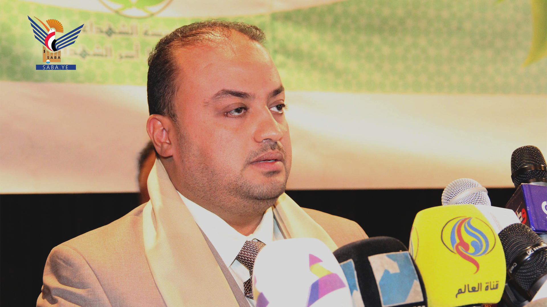 الدكتور مقبولي يهنئ قائد الثورة ورئيس المجلس السياسي بحلول شهر رمضان