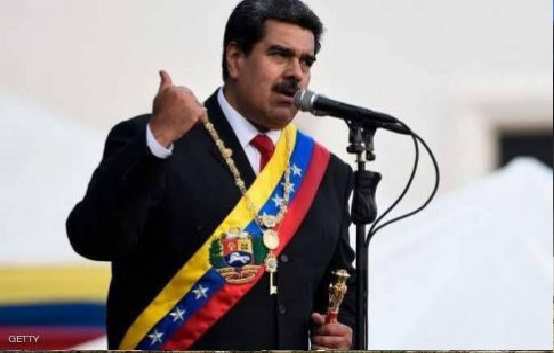 رئيس فنزويلا يحذر من هجوم كولومبي ويأمر بتدريبات عسكرية