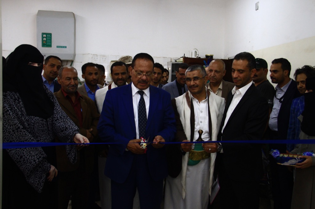 وزير الثقافة يفتتح جناح المخطوطات النادرة بدار المخطوطات بصنعاء