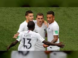 فرنسا أول المتأهلين إلى نصف نهائي مونديال روسيا