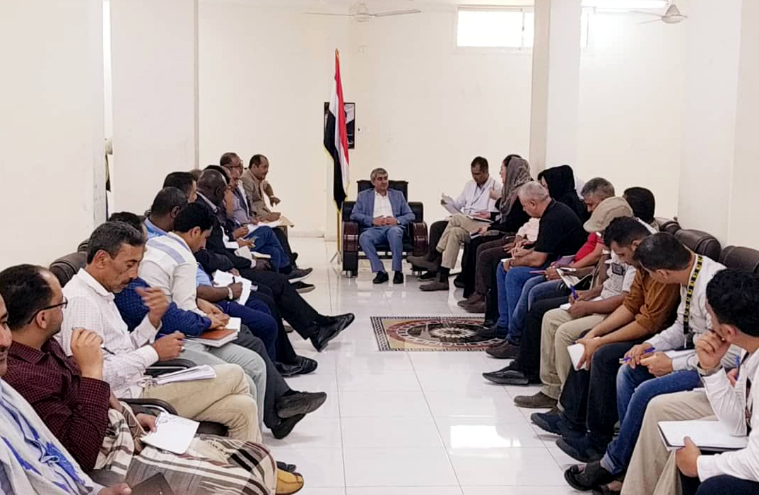 أمين المجلس الأعلى للشؤون الإنسانية يلتقي ممثلي المنظمات العاملة بالحديدة