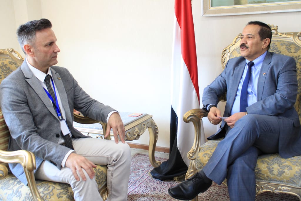 وزير الخارجية يبحث التعاون المشترك مع المفوضية السامية