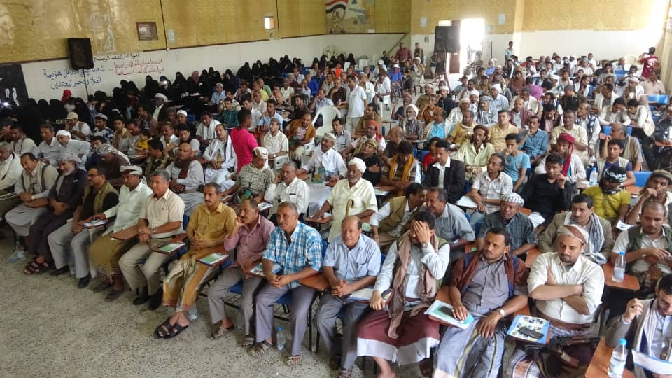 الحديدة : مناقشة تعزيز المشاركة المجتمعية لمواجهة حمى الضنك والملاريا