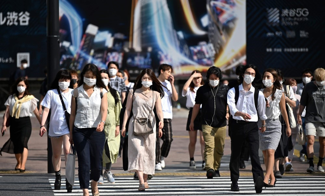 اليابان تقرر التوقف عن إجراء الفحوص الشاملة للكشف عن إصابات كورونا اليابان تقرر التوقف عن إجراء الفحوص الشاملة للكشف عن إصابات كورونا