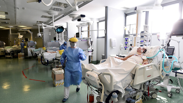 حصيلة كورونا عالميا: نحو  416 ألف وفاة و7.36 مليون مصاب حصيلة كورونا عالميا: نحو  416 ألف وفاة و7.36 مليون مصاب