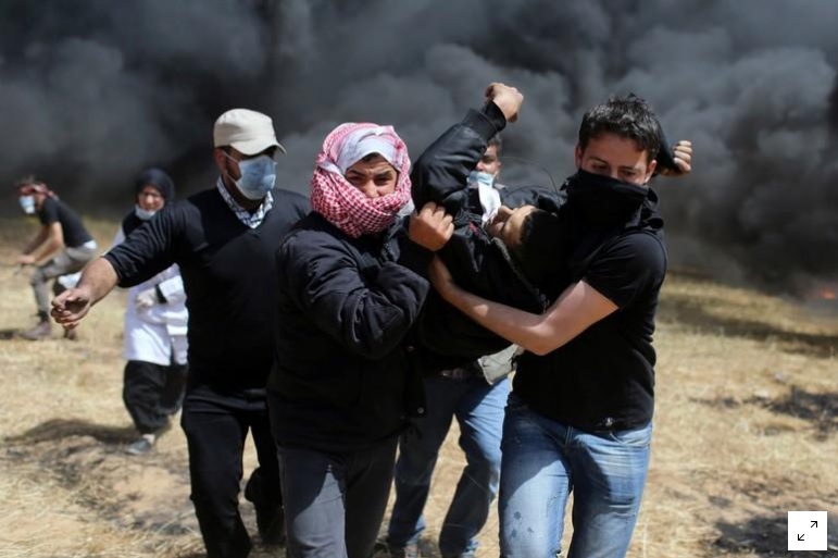 10 شهداء فلسطينين بينهم صحفي في مسيرة العودة في فلسطين 10 شهداء فلسطينين بينهم صحفي في مسيرة العودة في فلسطين