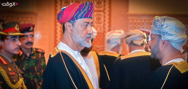السلطان هیثم يتبع نهجاً جديداً.. هل تتخلّى عمان عن النأي بالنفس؟ السلطان هیثم يتبع نهجاً جديداً.. هل تتخلّى عمان عن النأي بالنفس؟