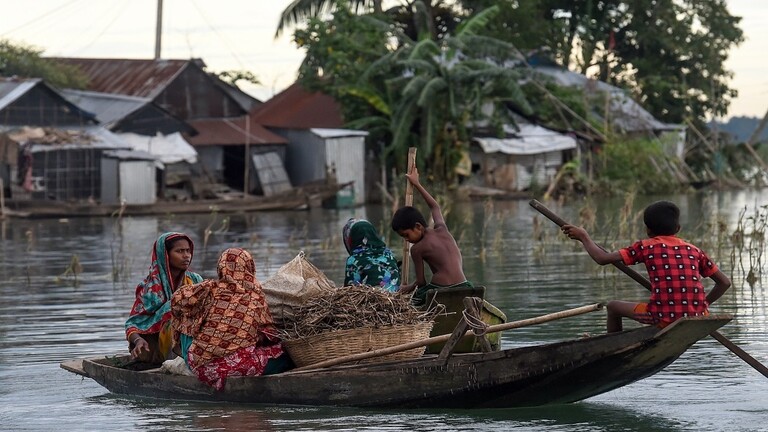 الفيضانات تودي بحياة 129 شخصا في بنجلاديش