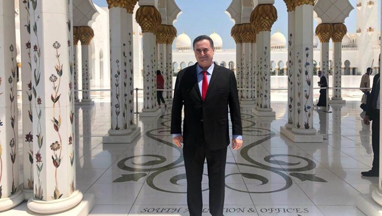 مسؤول إماراتي: السعودية وافقت على مرور الرحلات الجوية للإمارات و”إسرائيل” فوق أجوائها مسؤول إماراتي: السعودية وافقت على مرور الرحلات الجوية للإمارات و”إسرائيل” فوق أجوائها