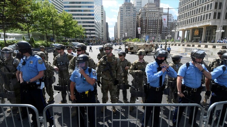 الشرطة الأمريكية تقتل رجلا من أصول إفريقية