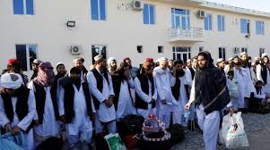 كابل تستأنف إطلاق سراح سجناء “طالبان”