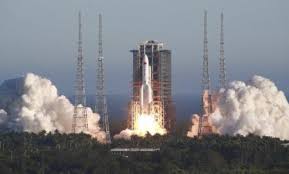 الصين تطلق مركبة فضائية قابلة لإعادة الاستخدام في مهمة غامضة