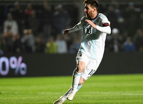 ميسي يغير موقفه من الرحيل لهذا السبب!