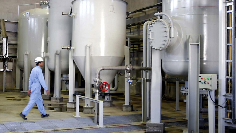 طهران تؤكد تصديها لهجمات سيبرانية على منشآتها النووية