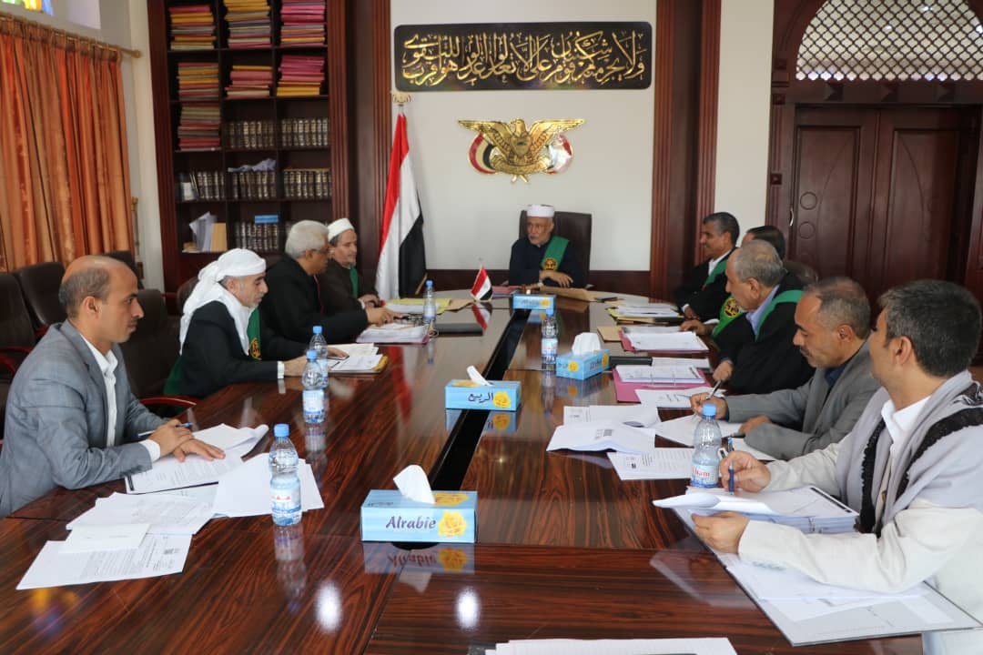 مجلس القضاء يقر التسويات القانونية المستحقة للكادر الإداري بالسلطة القضائية