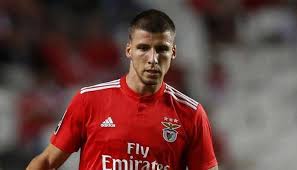 مانشستر سيتي يتوصل لاتفاق لضم المدافع دياز من بنفيكا