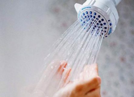 ما الجزء  الذي يحذرون الأطباء من غسله خلال الاستحمام؟ ما الجزء  الذي يحذرون الأطباء من غسله خلال الاستحمام؟