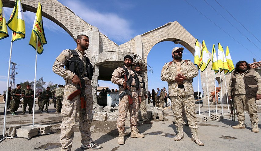 ميليشيا (قوات سوريا الديمقراطية) تداهم بلدة في شرق سورية وتختطف عدة مواطنين