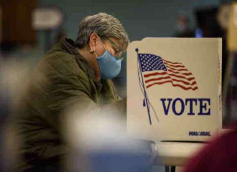 لماذا يُصِر ترامب على إعلان الفائز بالإنتخابات الرئاسيّة الليلة؟