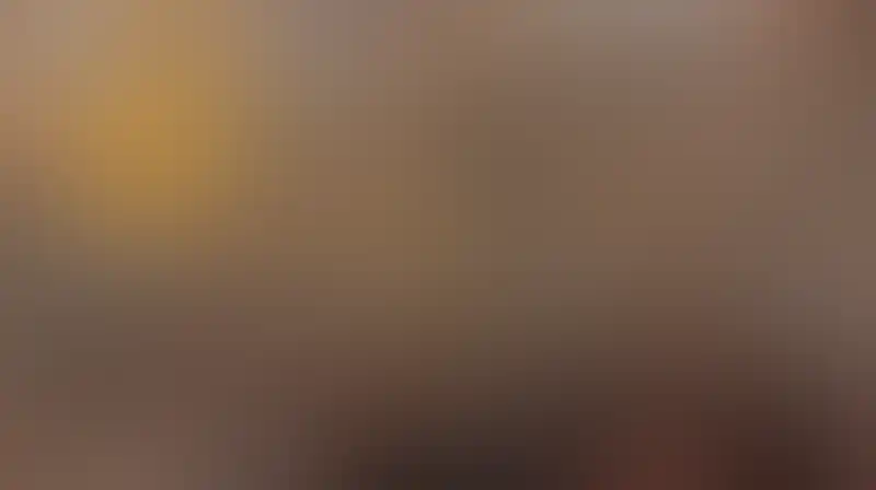 آلاف الفلسطينيين يؤدون صلاة الفجر في الأقصى رغم تشديدات العدو