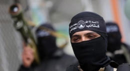 كتائب المجاهدين تزف أحد قادتها شهيداً في قصف للعدو على غزة