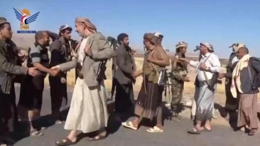 وزير النفط ومحافظ مأرب يتفقدان أحوال المرابطين في عدد من جبهات المحافظة
