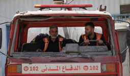 الدفاع المدني بغزة يعلن توقف 75% من مركباته في غزة