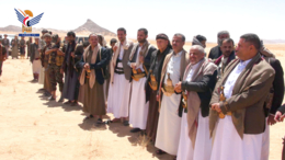 وزير الكهرباء والمياه ونائبه يتفقدان المرابطين بجبهة اليتمة في الجوف