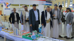 أعضاء لجنة الأنشطة والدورات الصيفية يزورون معرض المنتجات للطالبات بالأمانة