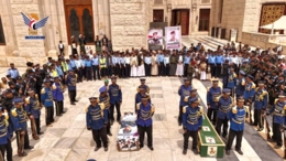 صنعاء .. شرطة المرور تشيع جثمان شهيد الواجب عبدالحكيم الخيل