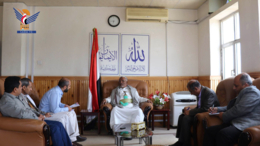 باجعالة يناقش مع المتميز خطة الطوارئ الخاصة بالوزارة