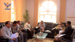 وزير الزراعة يلتقي فريق اعداد الأسس والمعايير الخاص بإدارة وتنمية الموارد المائية