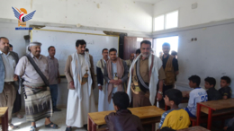 محافظ البيضاء يتفقد اختبارات الثانوية العامة والدورات الصيفية بمديرية مكيراس