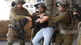 العدو الإسرائيلي يعتقل 23 فلسطينيا من نابلس والخليل وقلقيلية 