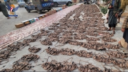 أبناء مديرية جبل الشرق بمحافظة ذمار يسيّرون قافلة عيدية للمرابطين في الجبهات  