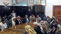 نائب رئيس الوزراء يناقش مع محافظ ومشايخ مأرب الاحتياجات التنموية للمحافظة
