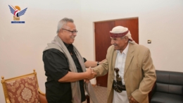 الدكتور بن حبتور يعزي في وفاة المناضل الشاعر صالح صائل