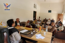  مناقشة الجوانب المتصلة بالحفاظ على العادات والأعراف القبلية