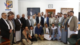 وزير النفط يتفقد مستوى الانضباط الوظيفي في ديوان الوزارة