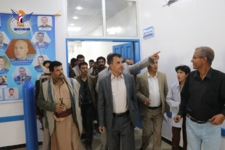 وزير الصحة وقائد المنطقة العسكرية المركزية يتفقدان مجمع 48 الطبي النموذجي
