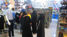 تدشين توزيع الكسوة العيدية لأبناء الشهداء في الحديدة بمناسبة عيد الأضحى