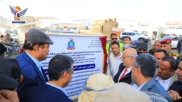 رئيس الوزراء يفتتح ويدشن ويضع حجر الأساس لمشاريع خدمية بأمانة العاصمة
