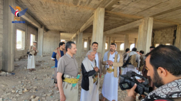 محافظ الجوف ونائب وزير الصحة يتفقدان سير العلم بهيئة مستشفى الحزم