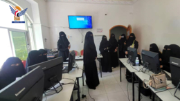 رئيسة اللجنة الوطنية للمرأة تتفقد فرعي اللجنة واتحاد نساء اليمن بإب 