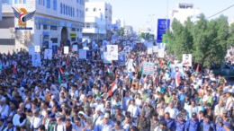 أبناء الحديدة يحتشدون في 115 ساحة بمسيرات "مع غزة جهاد وتعبئة واستنفار وجاهزون لردع أي عدوان"
