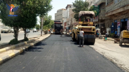  وكيل أول محافظة الحديدة يطلع على العمل بمشروع ترميم شارع فلسطين
